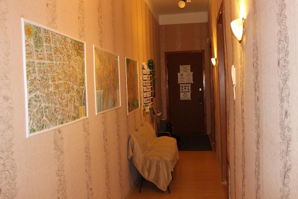 Salve Hostel Kiev Exteriör bild